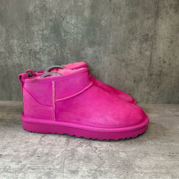 UGG Shoes - Ugg Classic Ultra Mini Boot 1116109 Womens sz 6 - pink